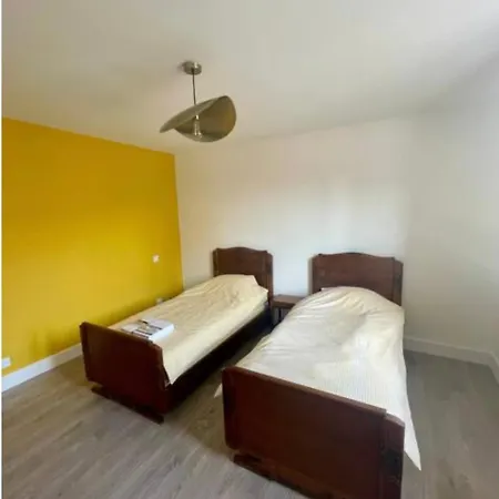 شقة Maison De 8 Pers مييو